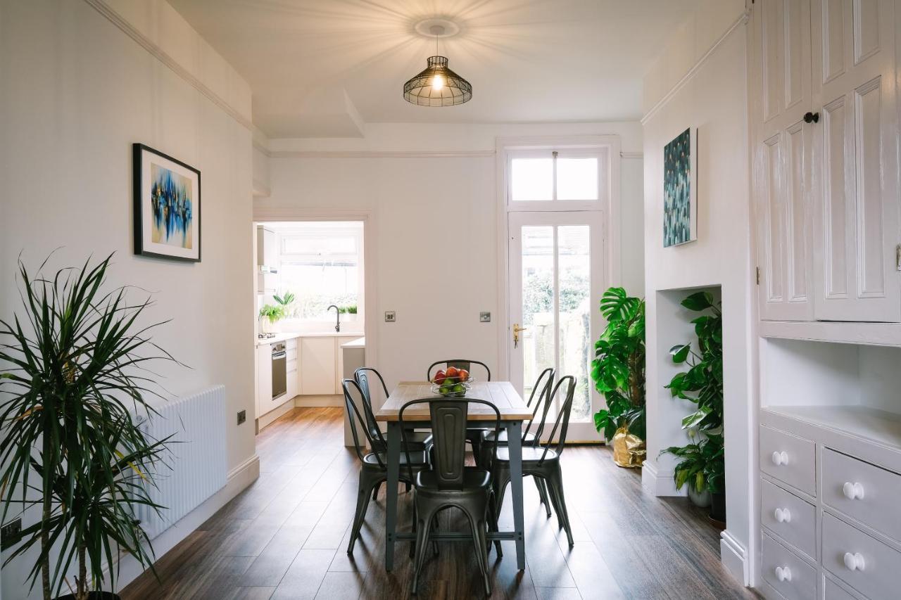 Period Retreat For 6, Explore The Lake District Lancaster Extérieur photo